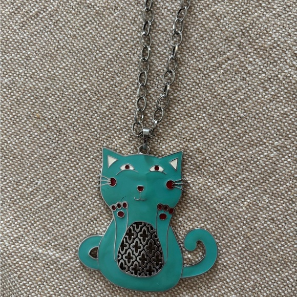 Turquoise‎ Cat Pendant Necklace - Picture 1 of 6